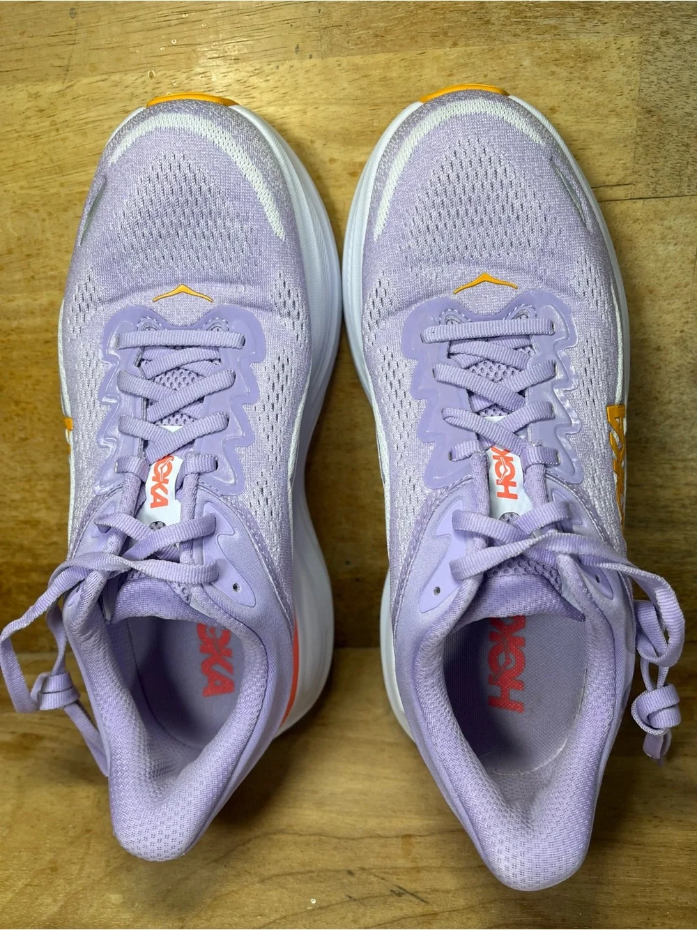 Hoka One One Bondi 9 Womens Size 10.5 Wide Running Shoes Sneakers Purple